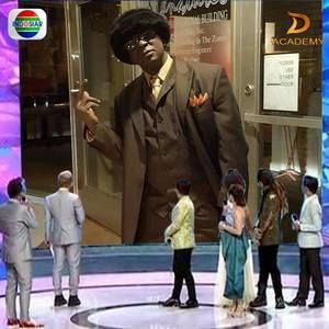 Meet your Posher, Dwayne